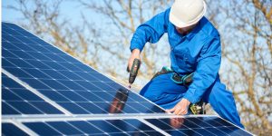 Installation Maintenance Panneaux Solaires Photovoltaïques à Condat-les-Montboissier